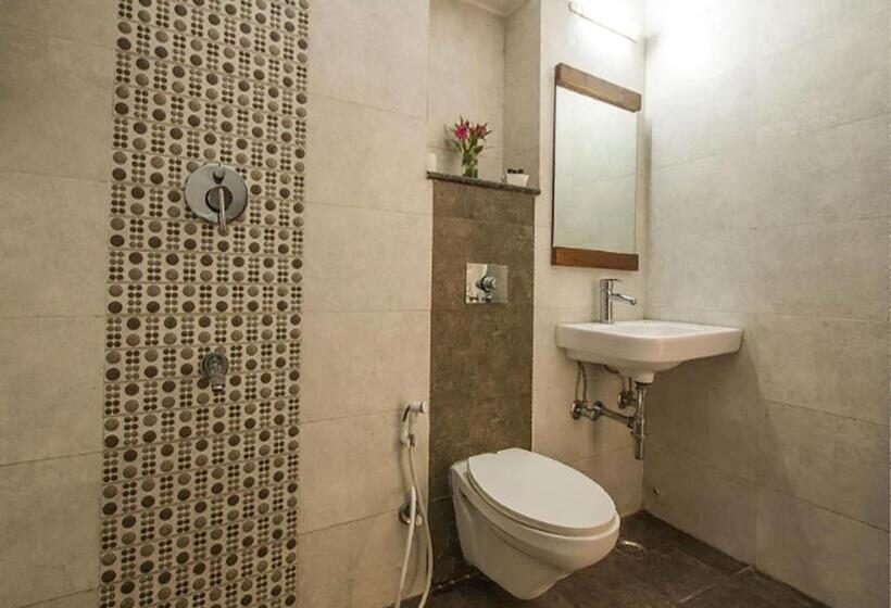 Standardrum med Balkong, Lakeside Inn Ratanada