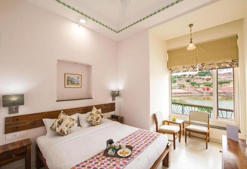 Standardrum med Balkong, Lakeside Inn Ratanada