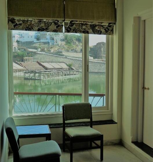 Standardrum med Balkong, Lakeside Inn Ratanada