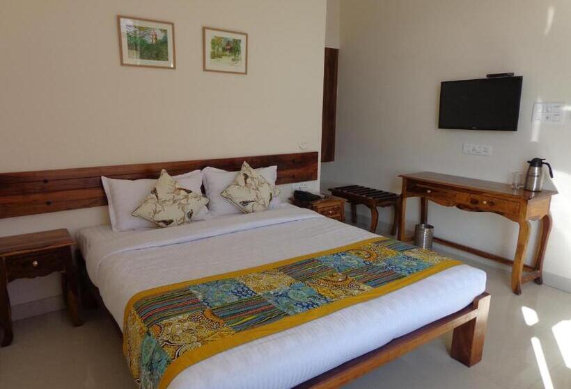 Standardrum Sjöutsikt, Lakeside Inn Ratanada