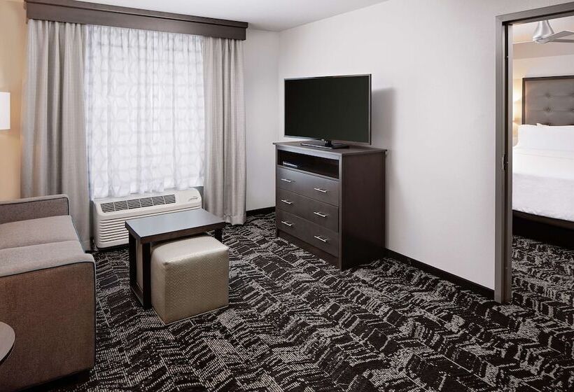سوییت, Homewood Suites By Hilton Ronkonkoma