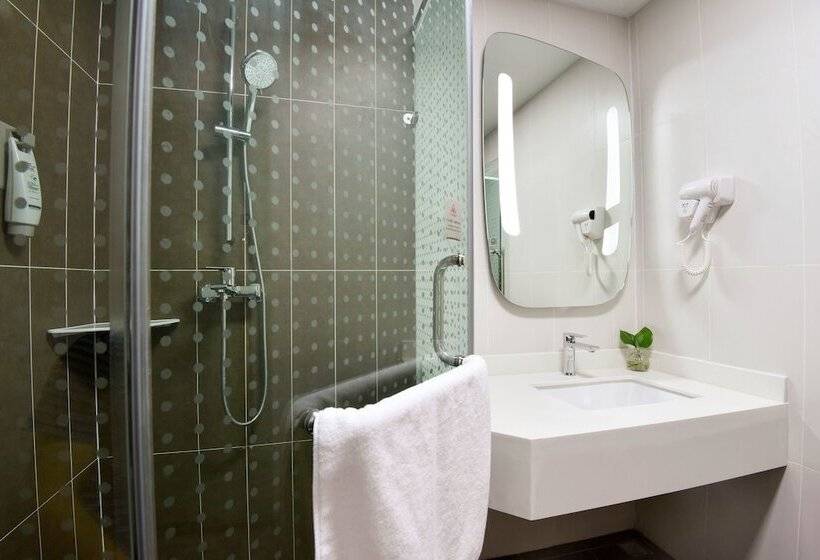 Семейный Номер, Ibis Lanzhou Customs House