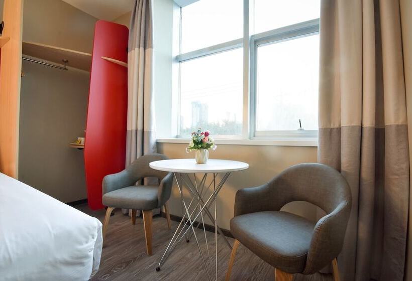 Семейный Номер, Ibis Lanzhou Customs House