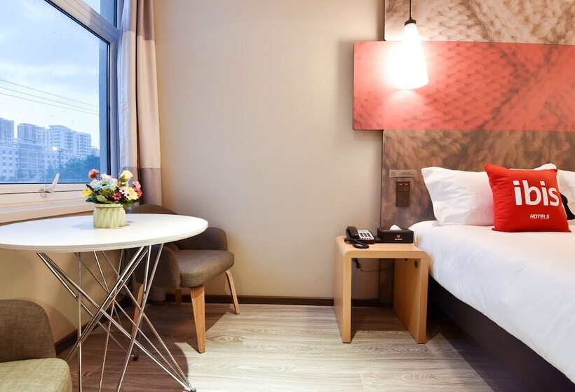 Номер Superior, Ibis Lanzhou Customs House