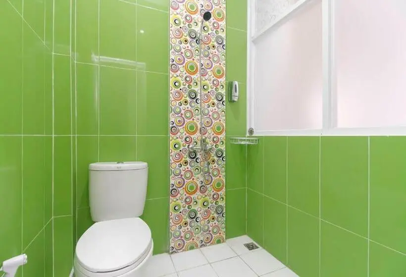 ファミリールーム, Reddoorz Plus Near Stasiun Bekasi