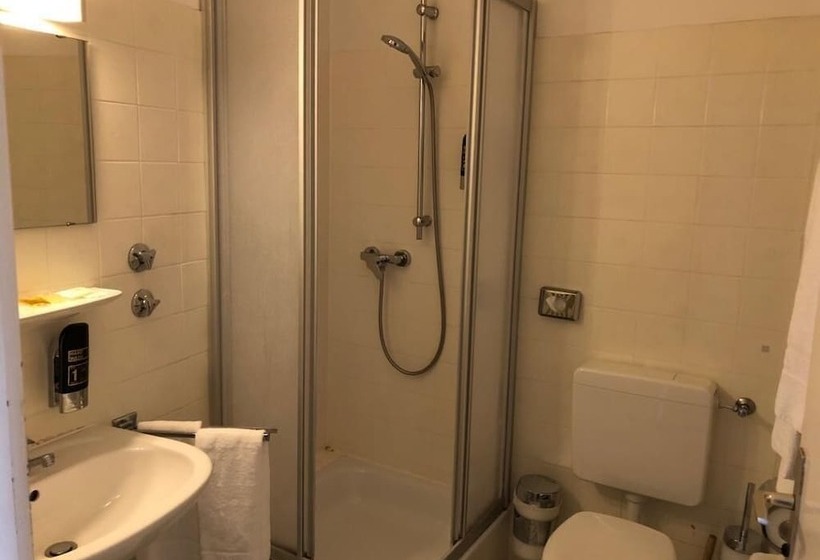 スタンダードルーム, Gasthaus Pfafflinger