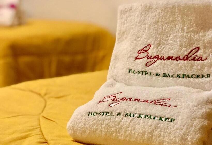 غرفة قياسية ثلاثية, Buganvilia