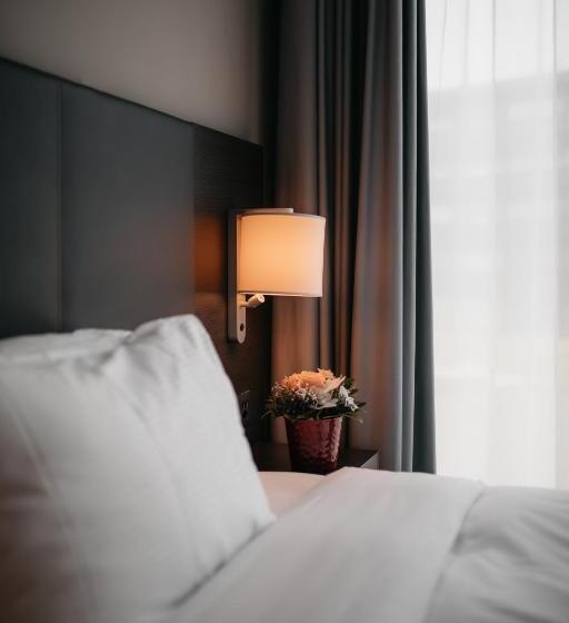 身障者適用スタンダードルーム, Iip Apartments