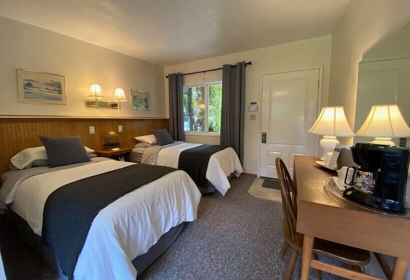 标准间, Emerald Valley Inn