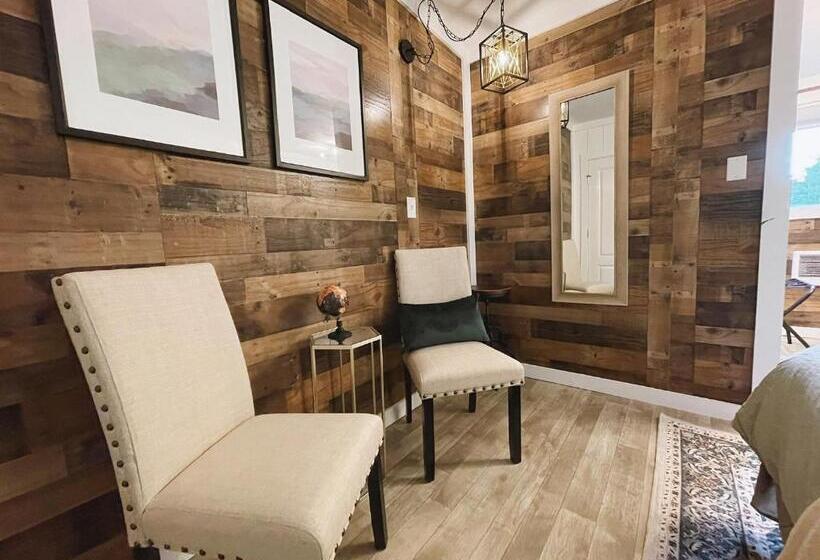 带2个卧室的套房, Emerald Valley Inn