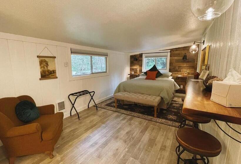 带2个卧室的套房, Emerald Valley Inn