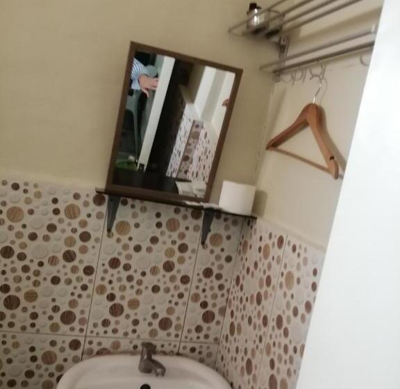 이코노미 룸, Cozy Inn Mactan