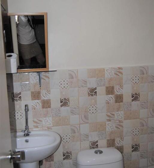 اتاق اکونومی, Cozy Inn Mactan