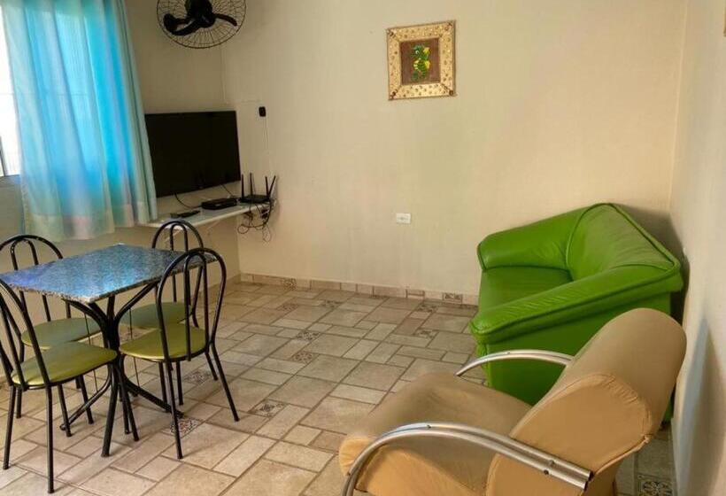 3间卧室的房子, Solar De Peroba