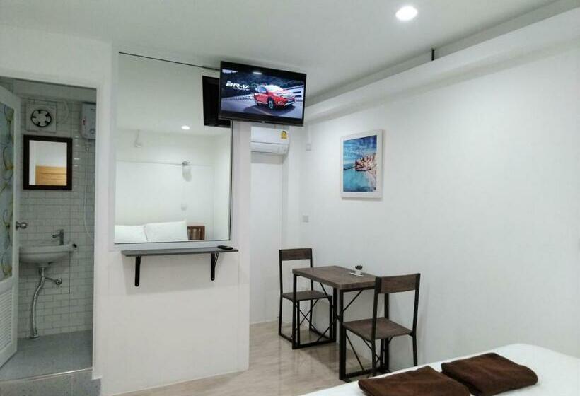 غرفة قياسية, Wee Hostel