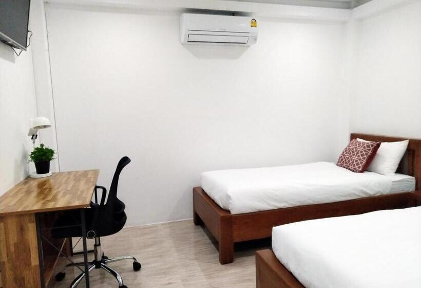 스탠다드 룸, Wee Hostel