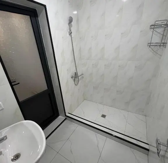 Family Room, Hostel Mevazor