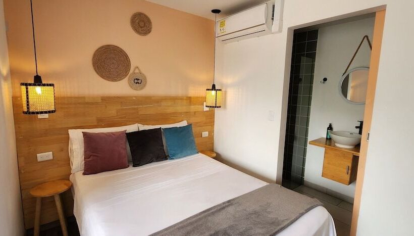 Номер Стандарт с Балконом, La Martina Hotel Boutique