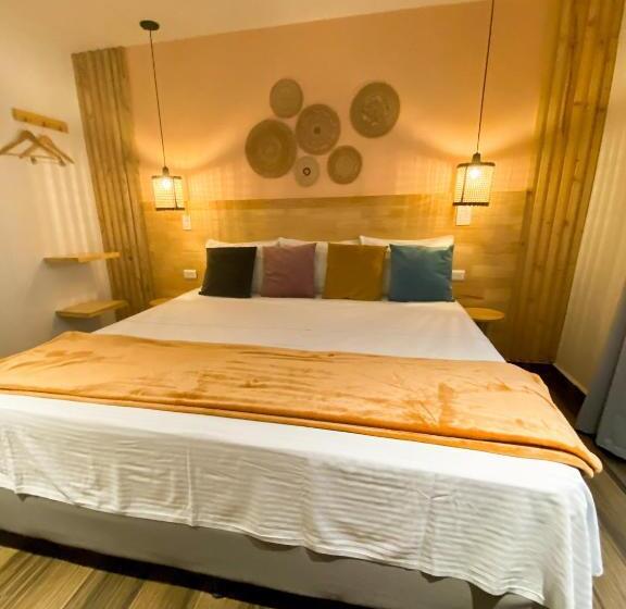 Номер Deluxe Кровать Кинг, La Martina Hotel Boutique