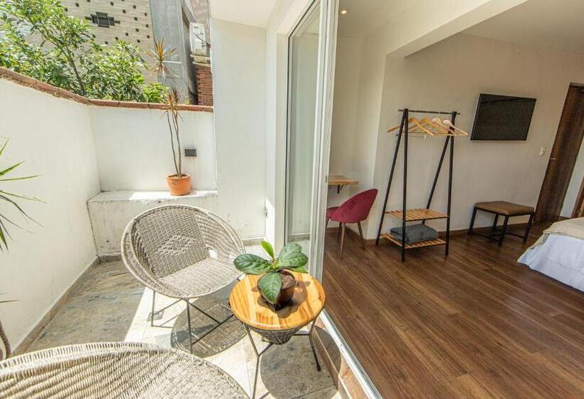 Номер Стандарт с Балконом, La Martina Hotel Boutique