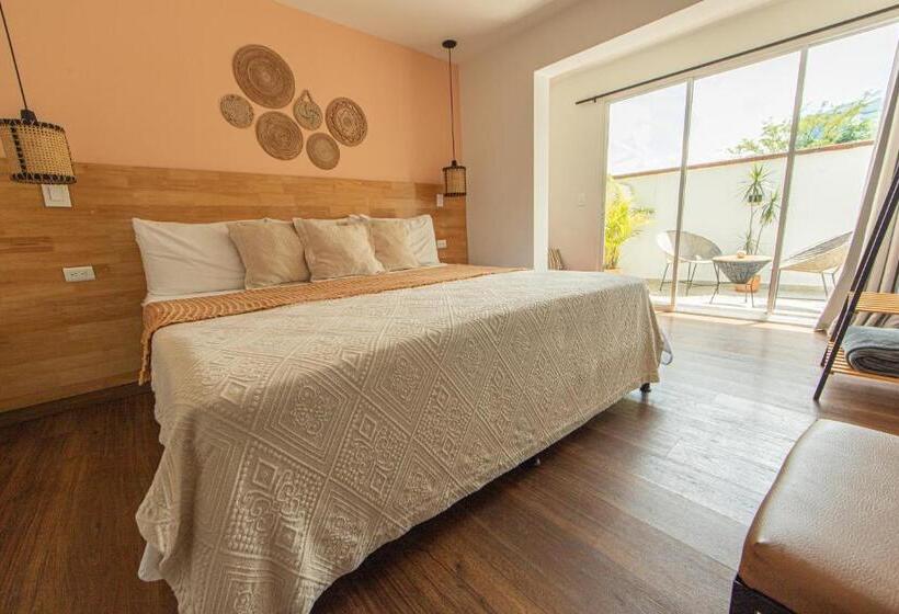 Номер Стандарт с Балконом, La Martina Hotel Boutique