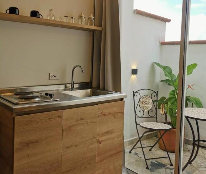 Студио Стандарт с Балконом, La Martina Hotel Boutique