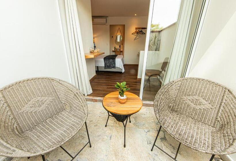 Номер Deluxe с Балконом, La Martina Hotel Boutique