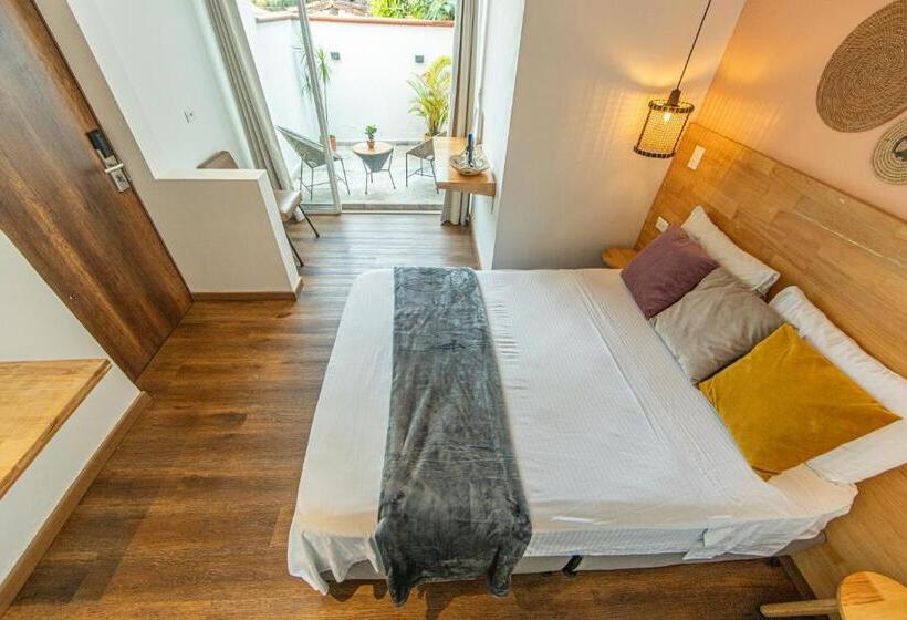 Номер Deluxe с Балконом, La Martina Hotel Boutique