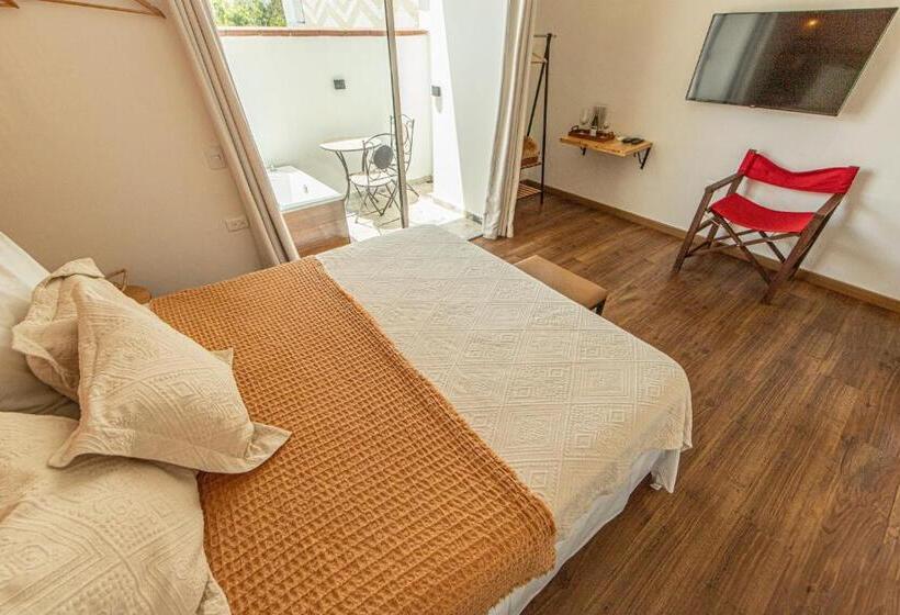 Номер Стандарт с Балконом, La Martina Hotel Boutique