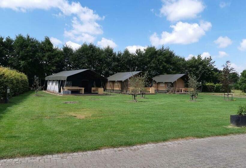 Standard Tent, Lodge 61 Hotel Aan Het Water