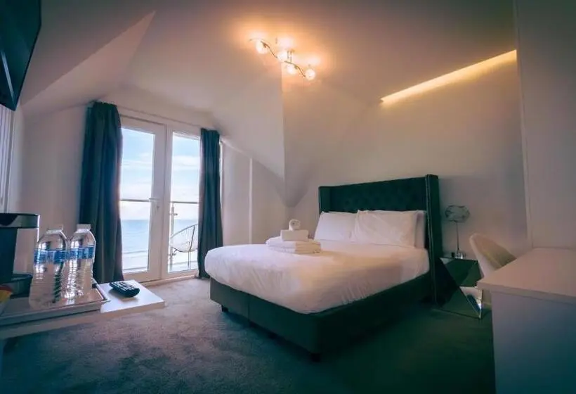 اتاق لوکس با بالکن و چشم‌انداز دریا, The Feather S Hotel Newquay