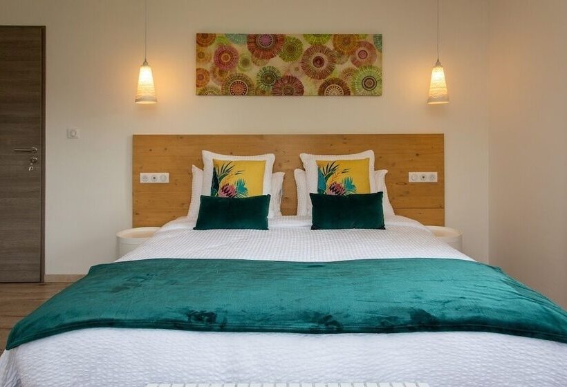 Номер Deluxe, Amodo Lodge