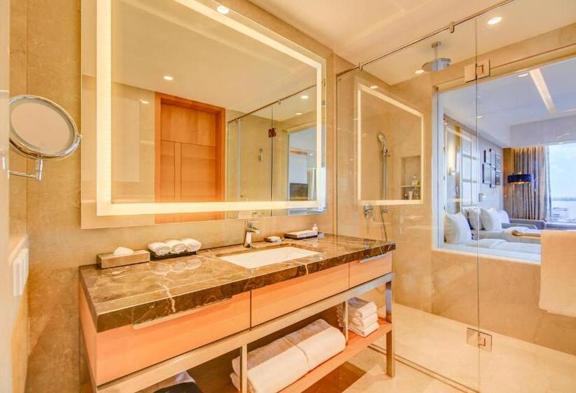 Номер Executive, Radisson Blu Gorakhpur