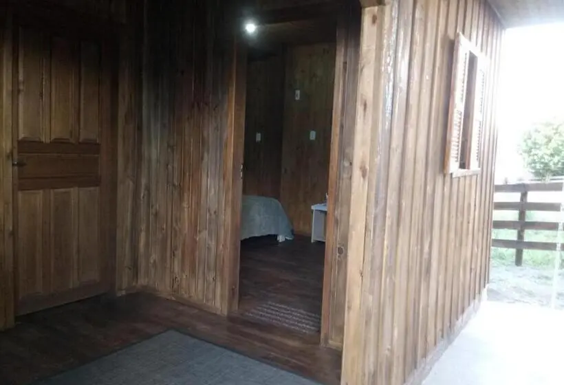 سوییت, Pousada Bica D água