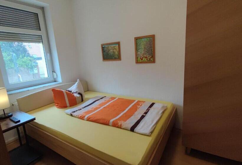 패밀리 룸, Pension Jung