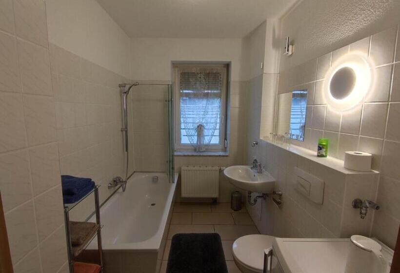 패밀리 룸, Pension Jung