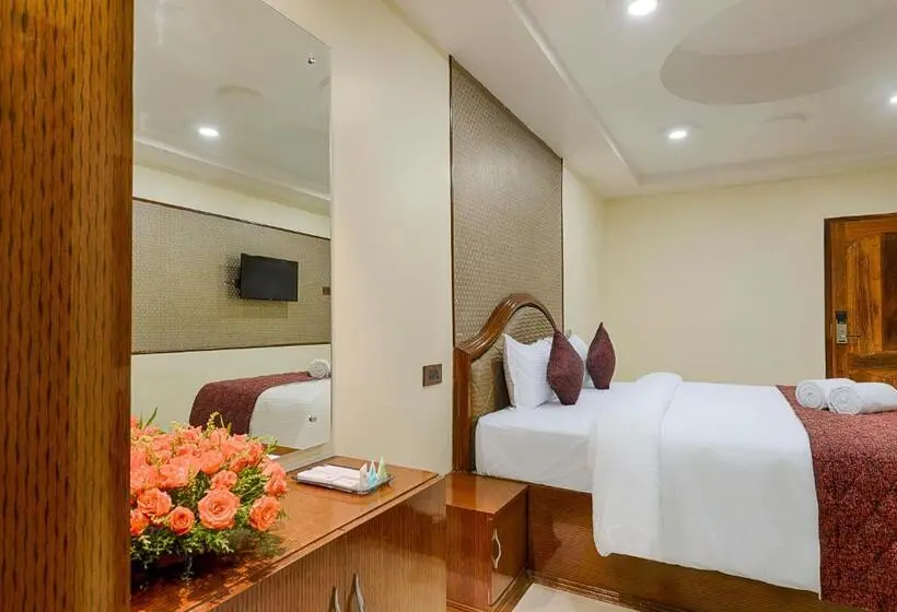 Chambre Deluxe, Ramraj Regency