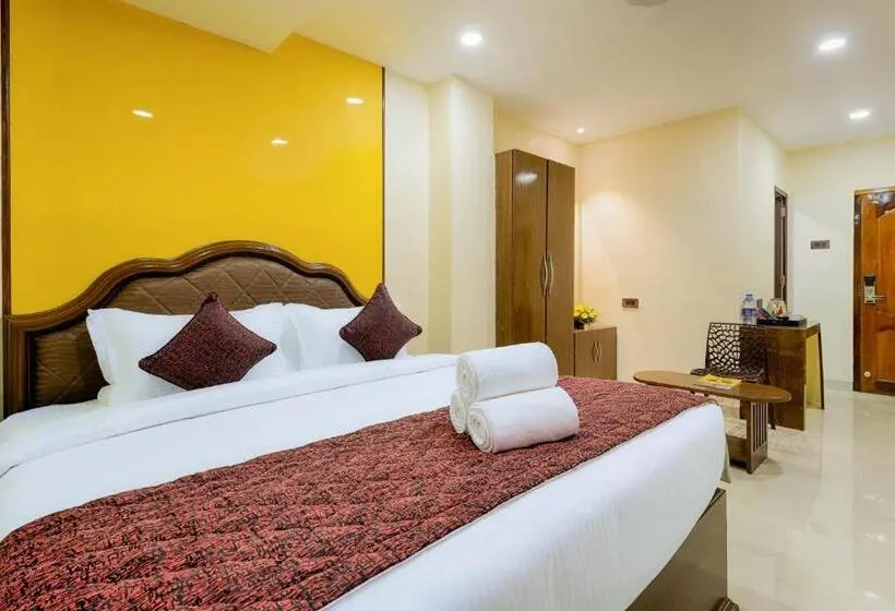 Chambre Deluxe, Ramraj Regency