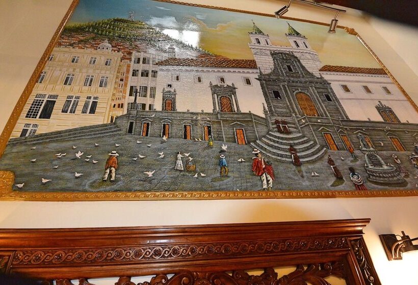 Семейный Номер, La Basilica Quito