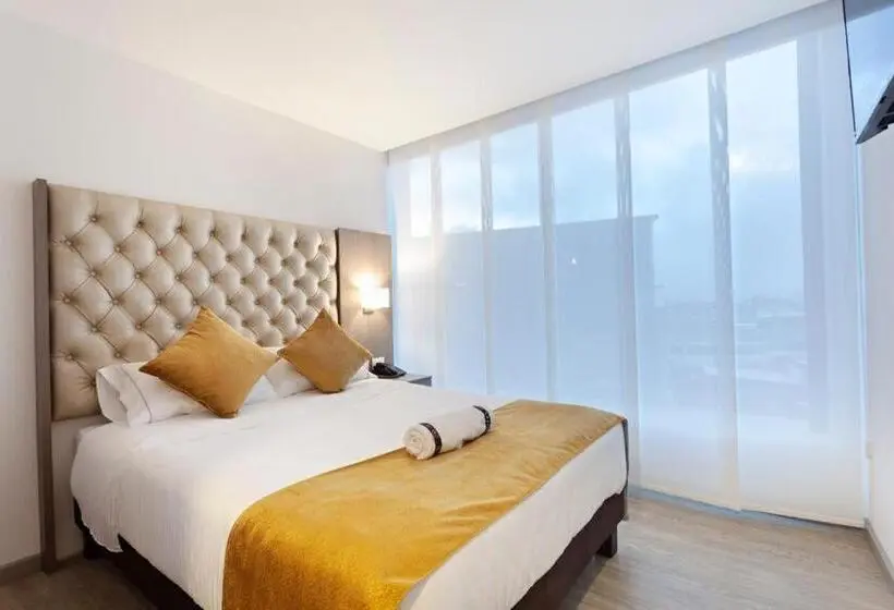 Habitació Estàndard, Max
