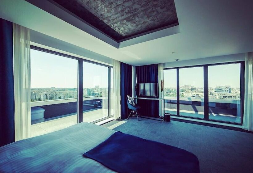 اتاق اجرایی, Union Plaza