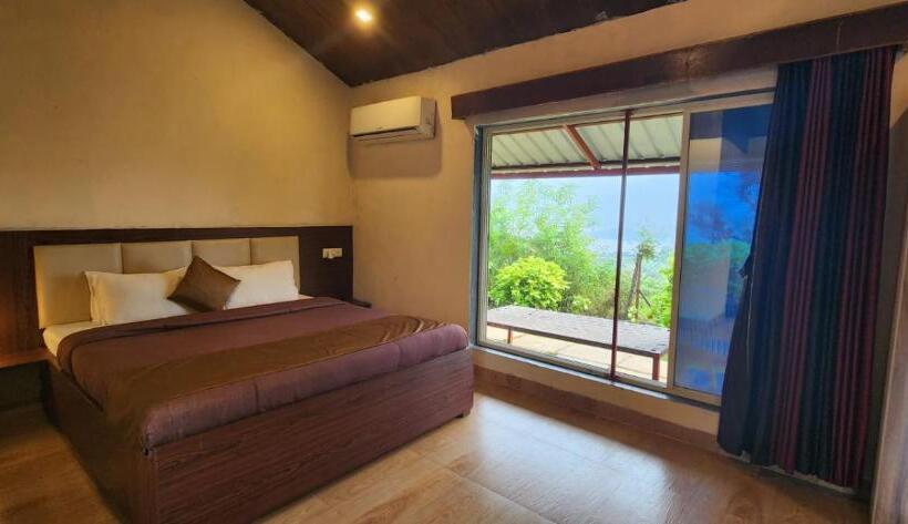 اتاق لوکس, Mysticstays Resort