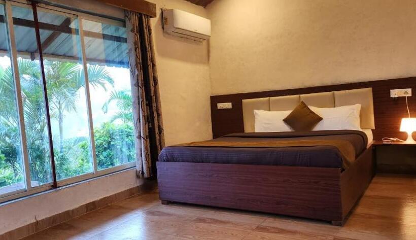 اتاق لوکس, Mysticstays Resort