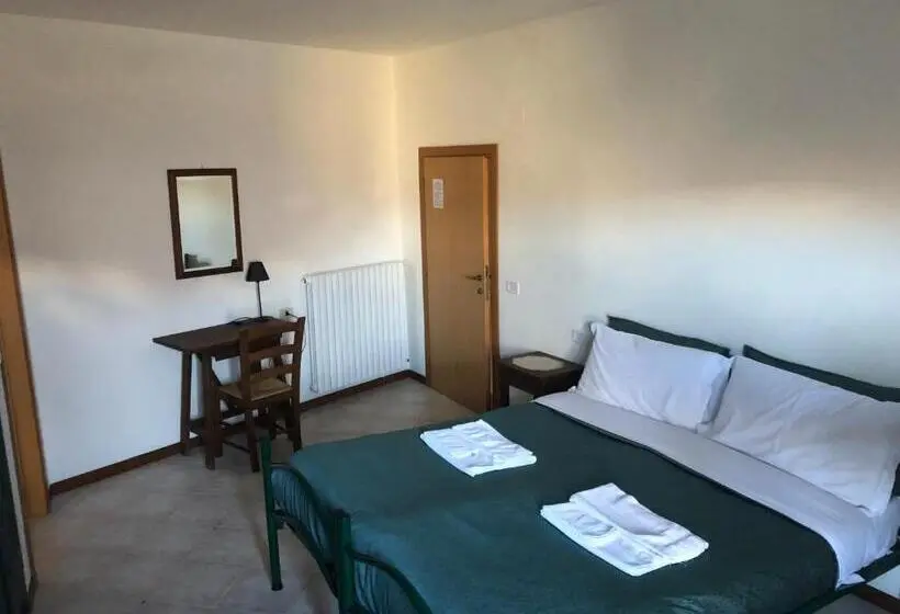 ４ベッドルームクラシックタイプ, Ostello Albergo Dagli Elfi