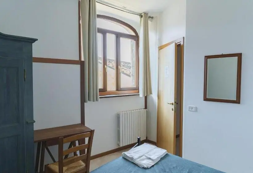 ファミリールーム, Ostello Albergo Dagli Elfi