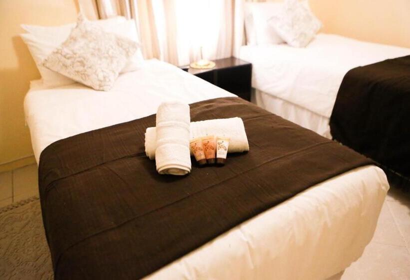 家庭间, Gracious Lodge