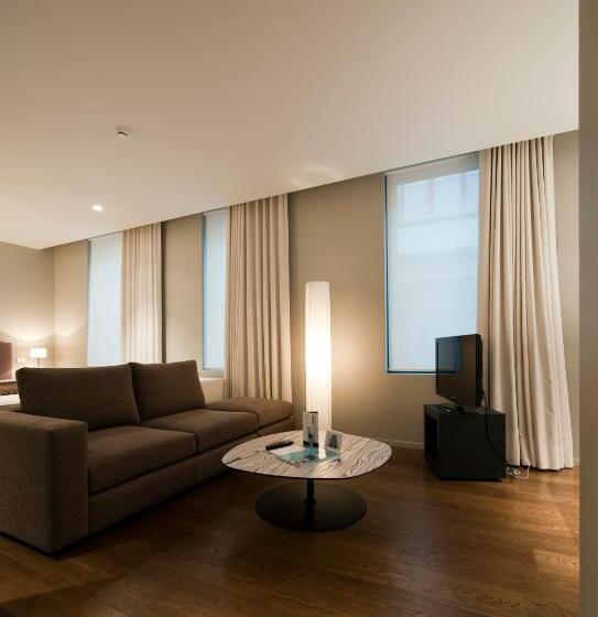 إستوديو قياسى, Studio K