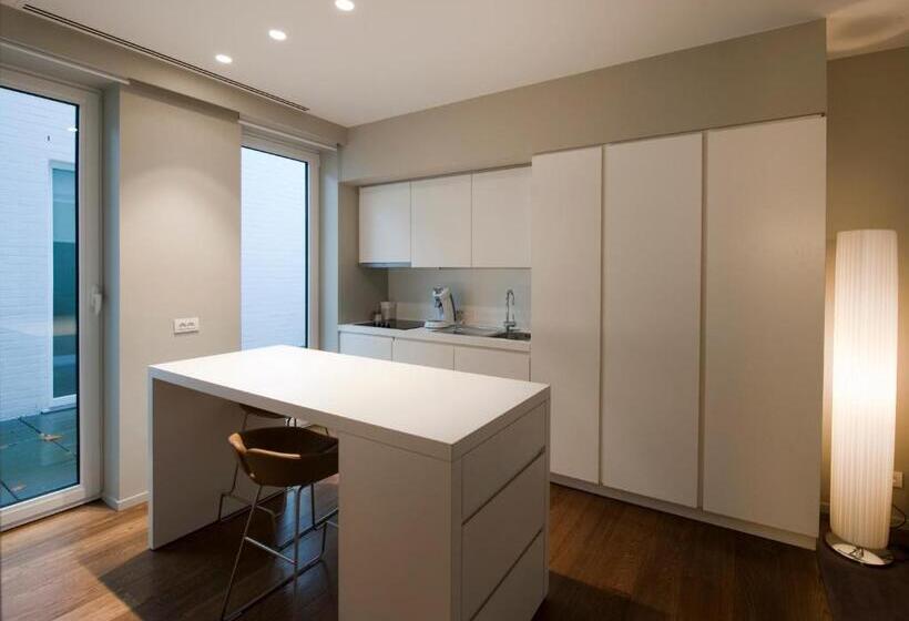 إستوديو قياسى, Studio K