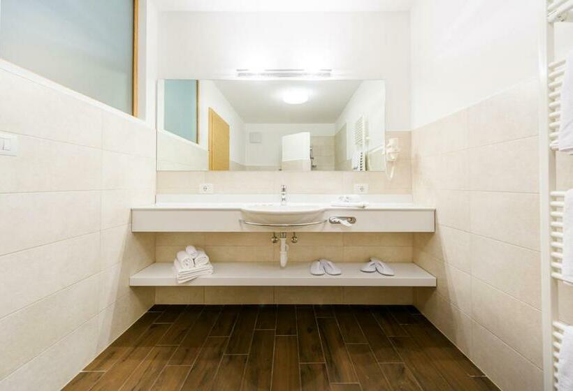 Номер Deluxe, La Pergola Panoramasuites