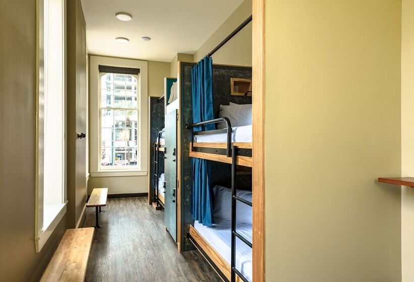공동 객실, Hi New Orleans Hostel